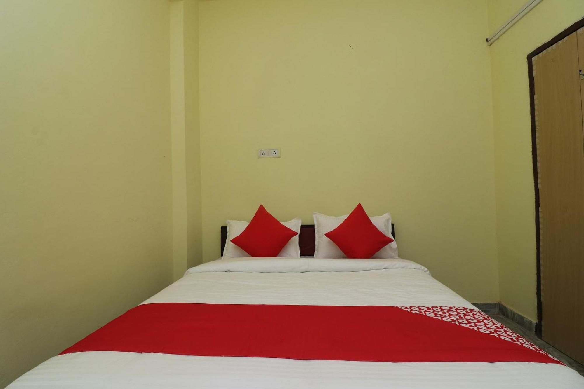 Spot On Hotel O Om Sai Plaza Бхопал Экстерьер фото