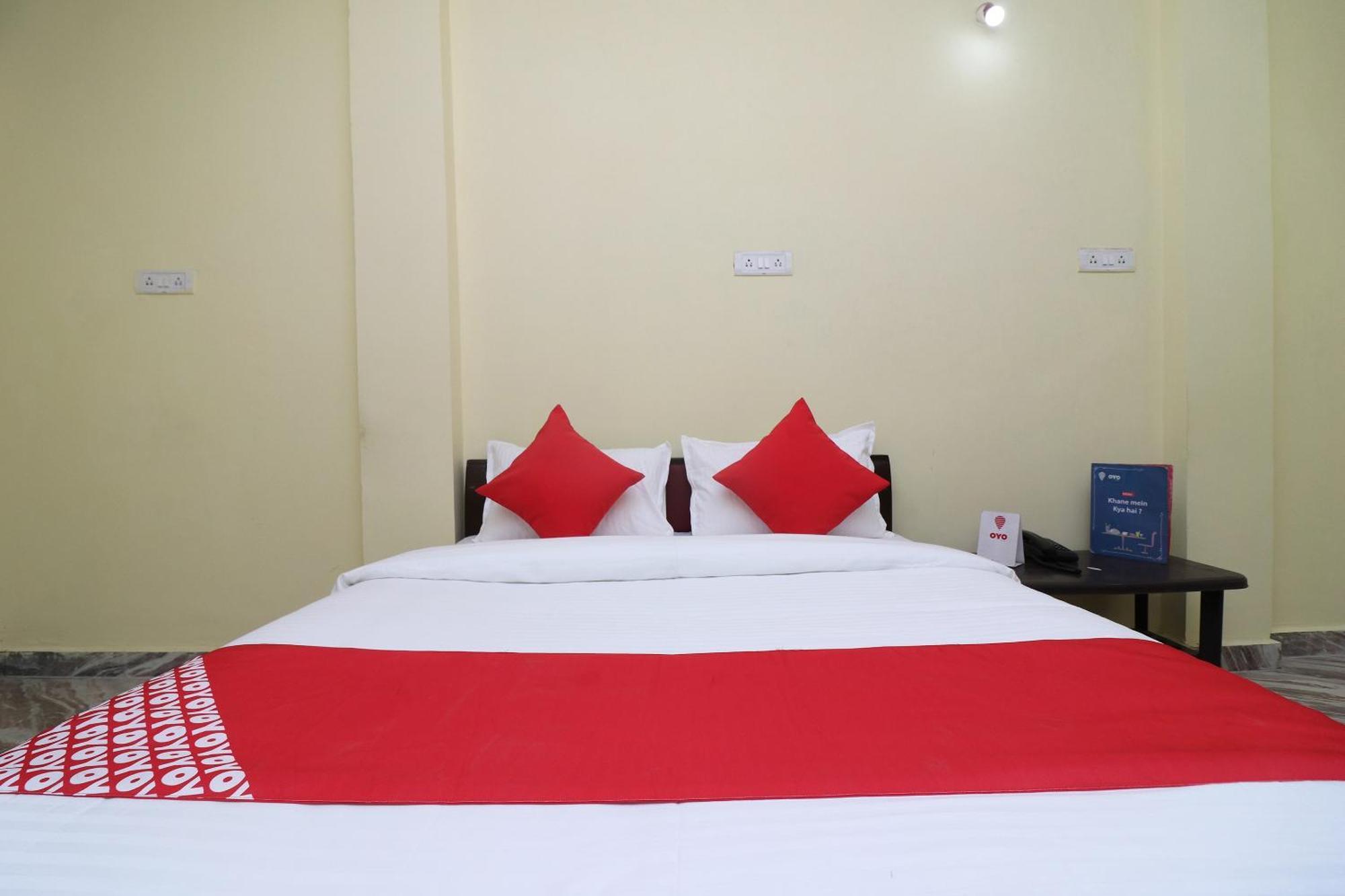 Spot On Hotel O Om Sai Plaza Бхопал Экстерьер фото
